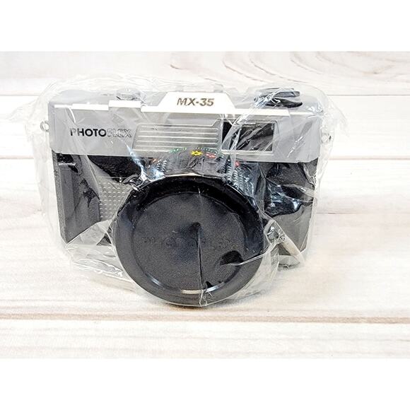 Camera 35mm Photoflex MX-35 Camera with Case, Manual, Box & Strap NEW - Picture 2 of 13